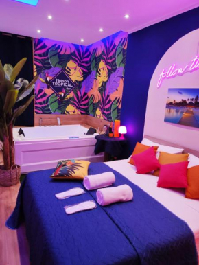 Suite Maison Tropical - Luxury Apartment in Bari - Central Station